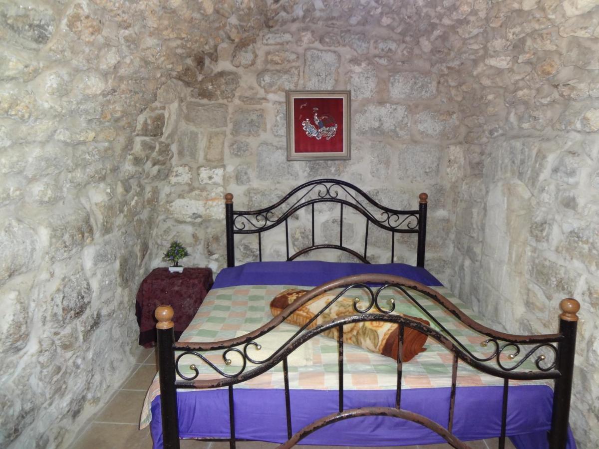 Jaffa Gate Hostel Jerusalem Exteriör bild